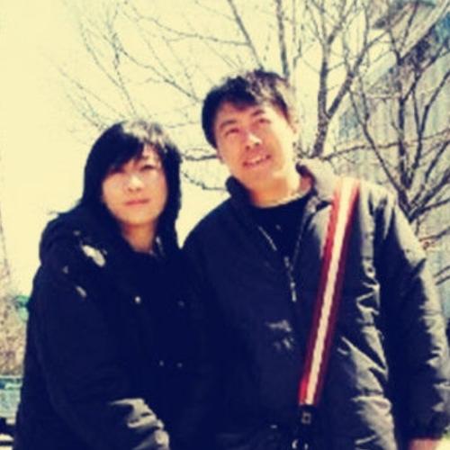 张宇峰全家照,张宇和老婆近照