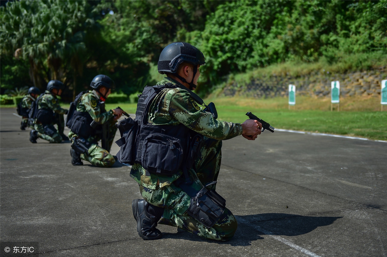 部队想家想父母,军人想家的优美句子