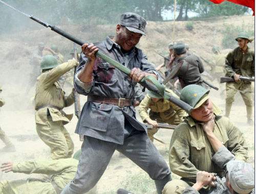 他是新四军,孤胆英雄新四军收编伪军后续