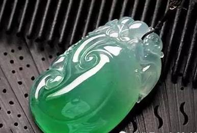 对身体有益的珠宝首饰,对人体健康有好处的珠宝饰品