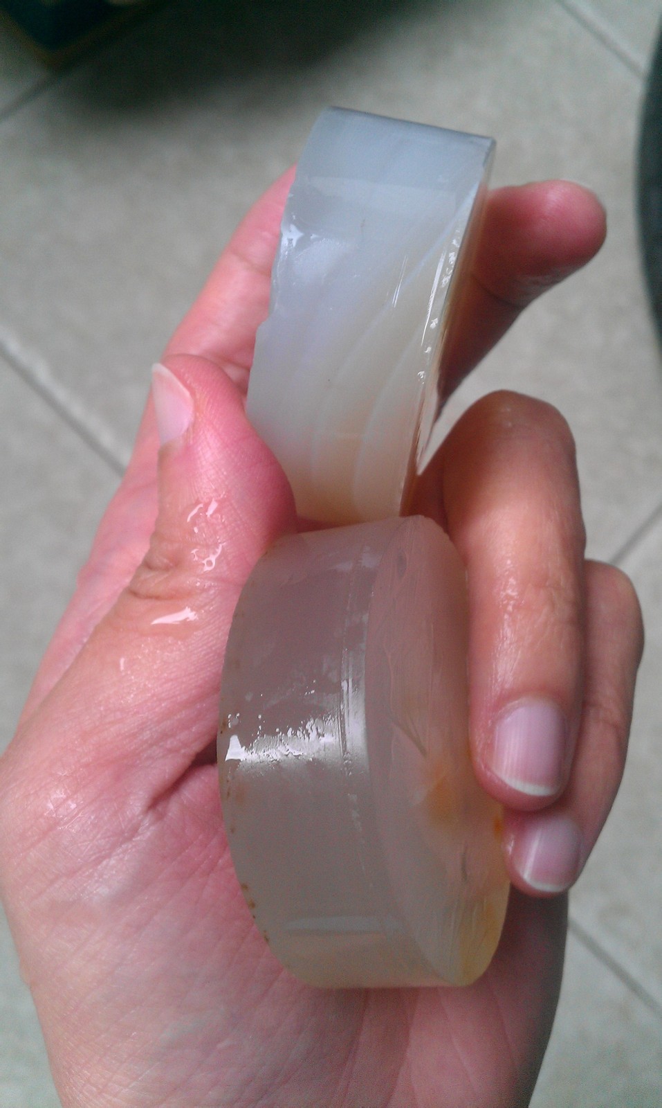 容易失水的玉,玉缺水会变黄