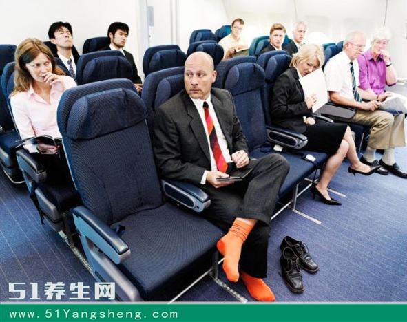 冬天穿鞋脚臭简单土方法,冬天穿鞋脚臭简单去除