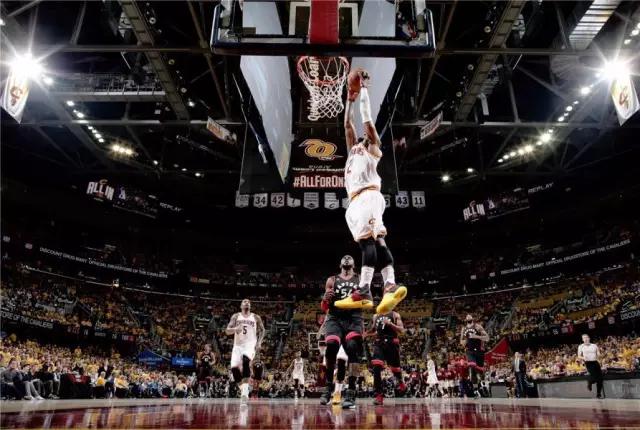 凯里欧文领袖气质,欧文蜕变领袖气质渐露