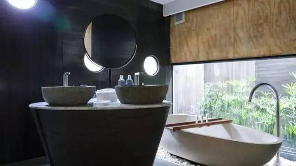 泰国桂河水上竹筏度假屋,泰国桂河水上屋度假村