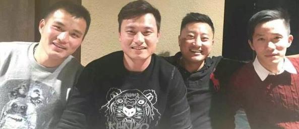 年少成名却又大器晚成,年少成名往往意气风发