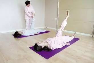 产后妈妈为什么一定要练瑜伽？