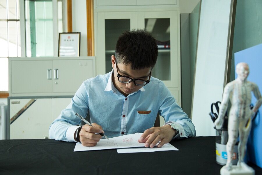 “我是校园创客”之张逊朗：创业是我学好专业的动力！