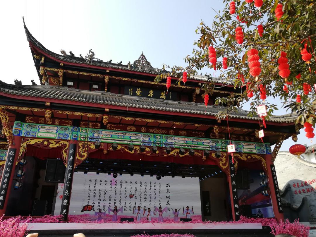 十里春风、百亩桃园,来龙泉驿,你拥有的不止这些!