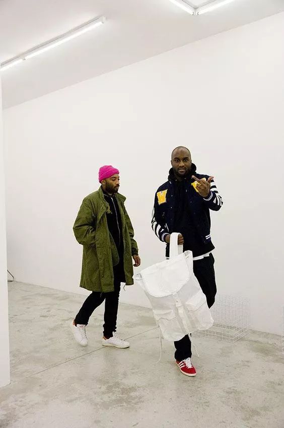 我们穿什么衣服可以风格多变,我们穿什么衣服最好看