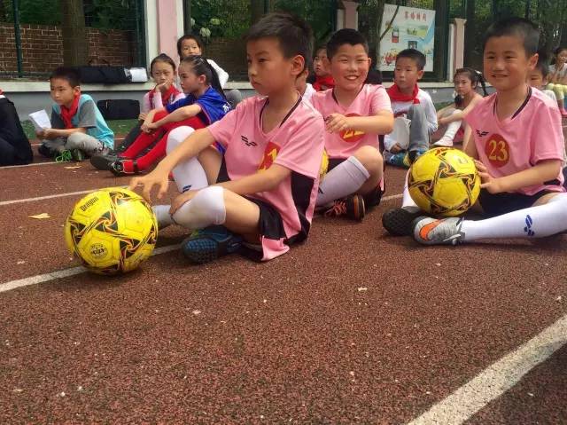 中超联赛的球童,中超小球童