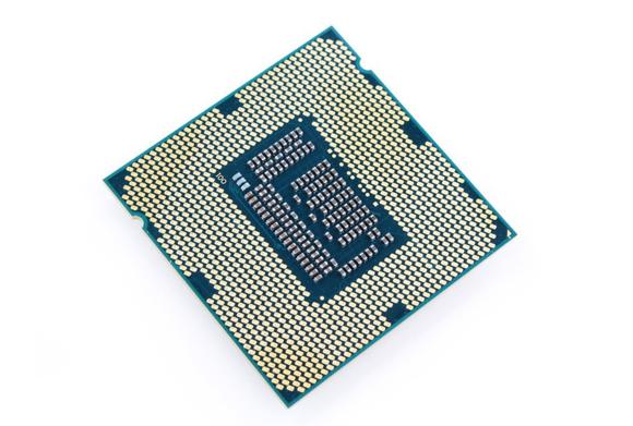 英特尔和amd的cpu哪个更好,amd和英特尔顶级cpu对比