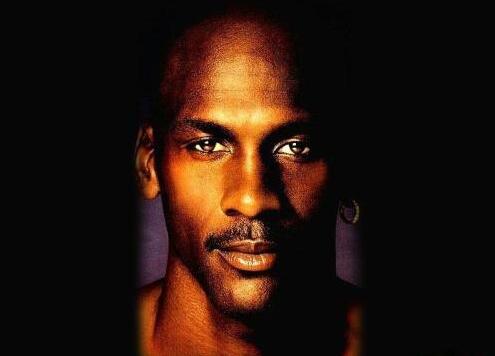 足球明星的足球鞋推荐,足球明星战靴