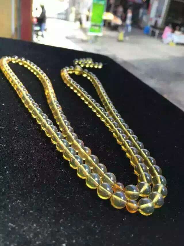 我和琥珀的故事(二) 5月31日新入市琥珀精品赏析和估价