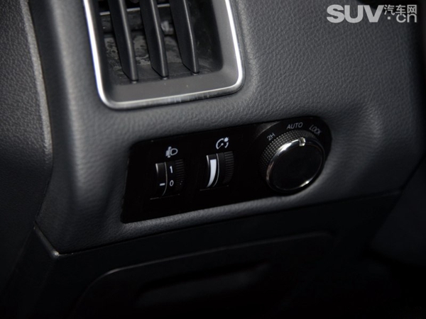 lc120底盘和驭胜s350,江铃驭胜s350底盘生锈严重