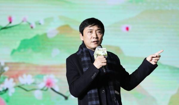 曹文轩读书的意义,曹文轩谈学语文