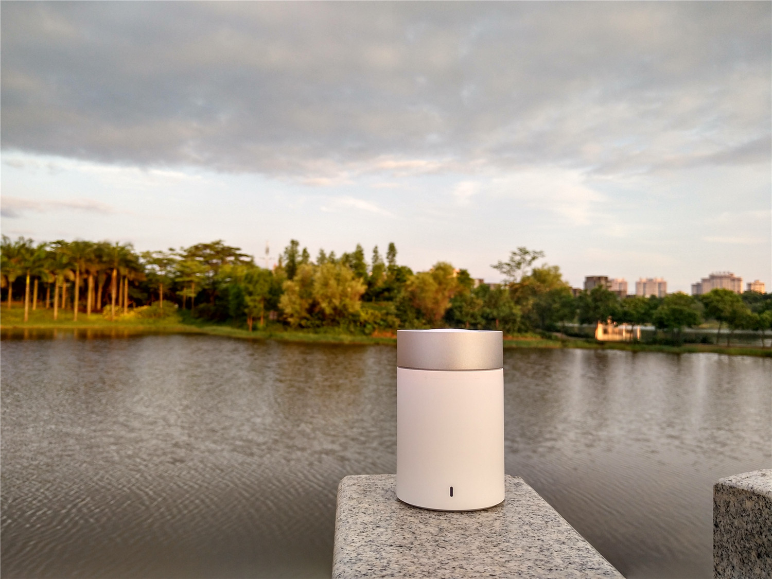 升级版小米随身蓝牙音箱,小米方盒子蓝牙音箱2和小钢炮