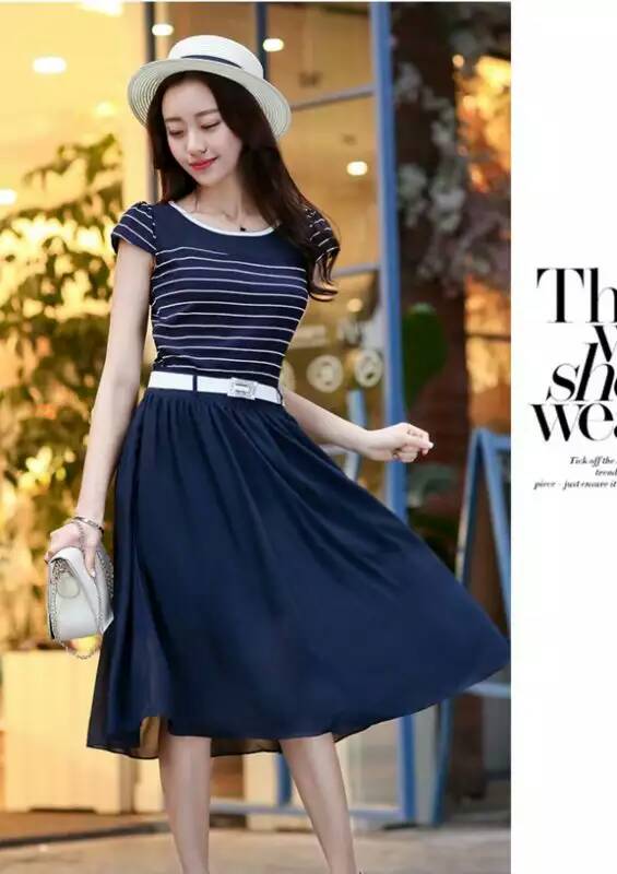 少女青春靓丽显瘦素色连衣裙,少女温婉气质连衣裙