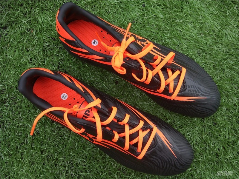 decathlon迪卡侬kio足球鞋,迪卡侬agility900足球鞋白色