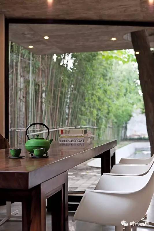 诡异的房间你敢住吗,空间扭曲能做到吗