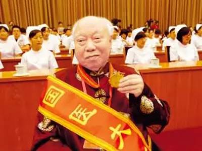 视力不好眼睛模糊中药方子,视力模糊中医治疗方法