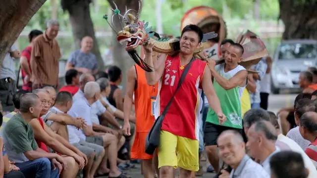 广东卫视出品的纪录片好评不断,再获三个国家级嘉奖!