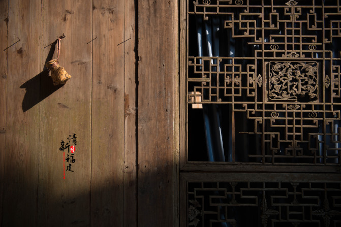 杞诲鏃呰,杞诲鍑鸿