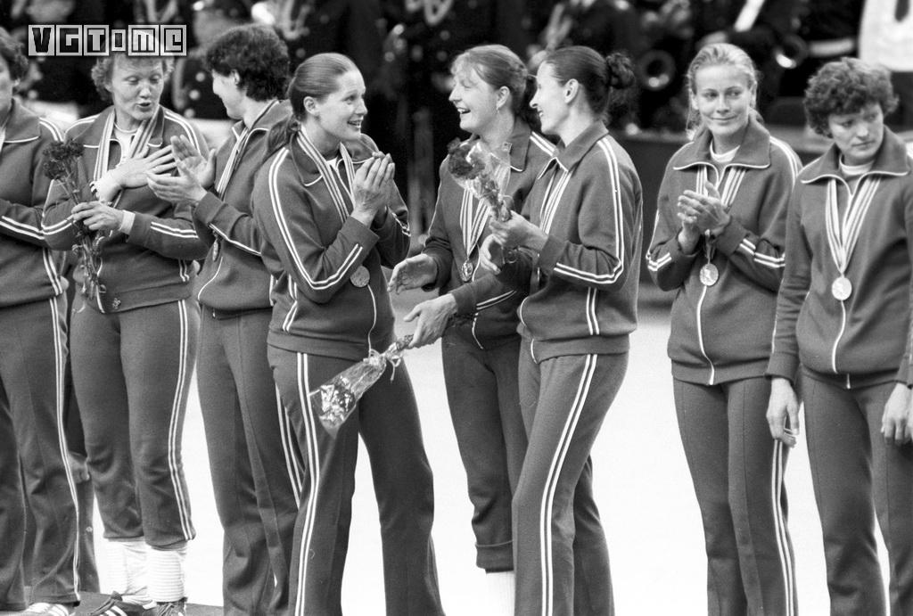 为何游戏中的“俄罗斯混混”都爱穿运动服？