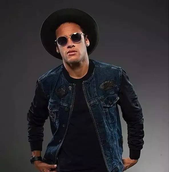 像内马尔一样的男生,内马尔撩妹用什么语言