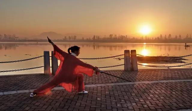 龙泉宝剑锻制技艺,龙泉宝剑20cm