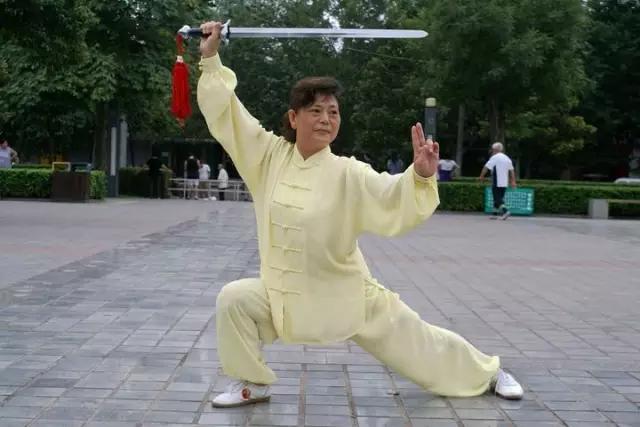 龙泉宝剑锻制技艺,龙泉宝剑20cm