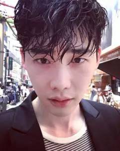 适合学生党男生入手的夏天香水,春夏香水推荐男高级用法