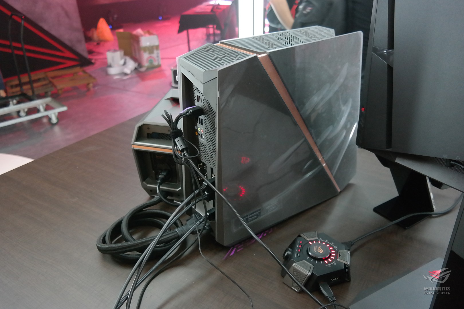 rog败家国度外设,rog败家之眼华硕主机