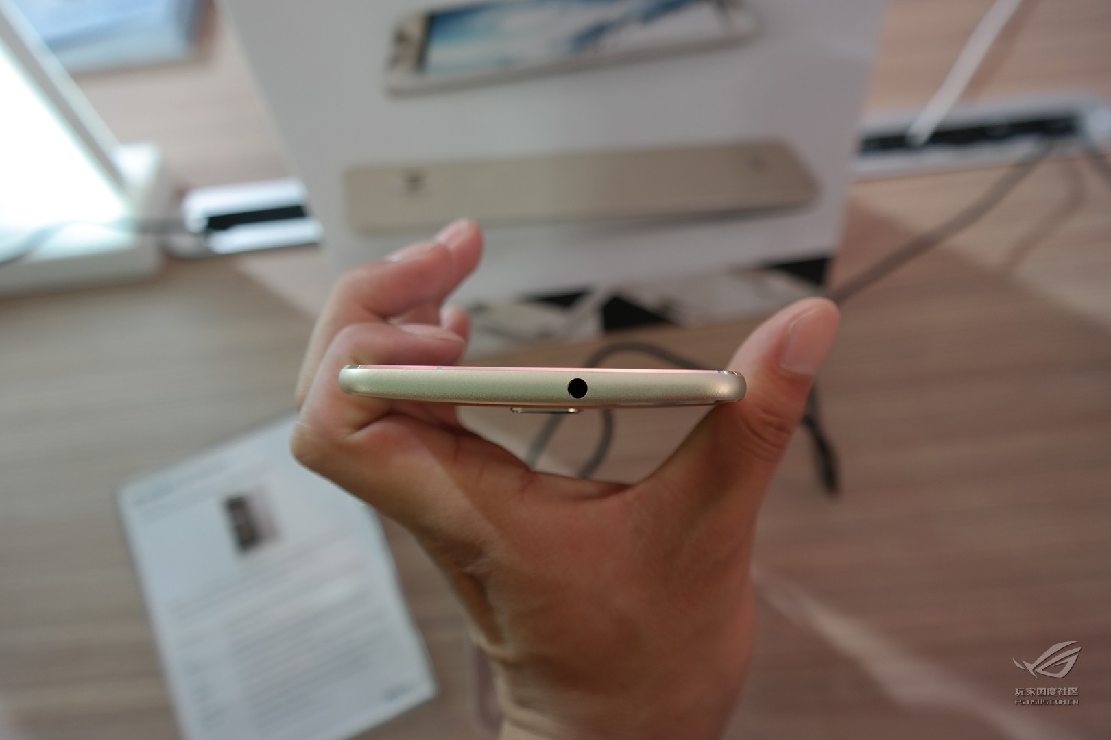 rog败家国度外设,rog败家之眼华硕主机