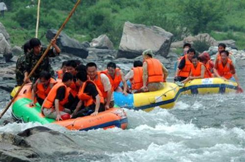 河北漂流好去处让你清凉过夏天！