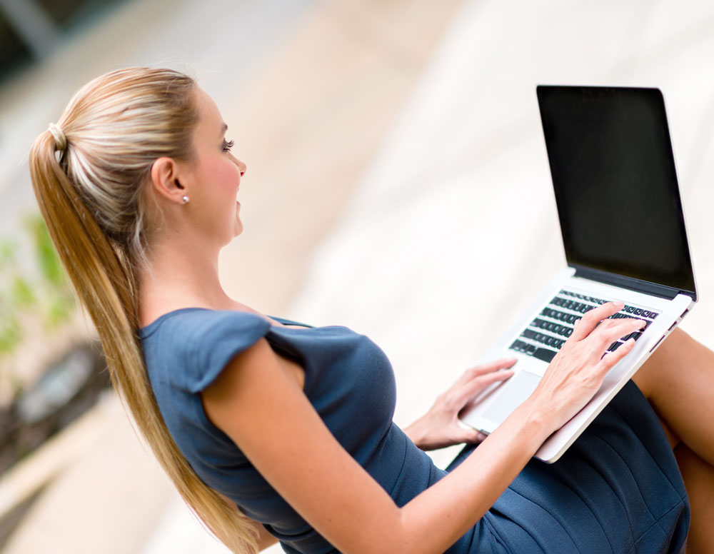 2022游戏本5000左右性价比高的,选笔记本电脑