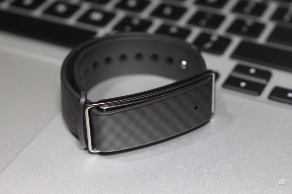 智能手环玩王者荣耀,华为畅玩a1手环