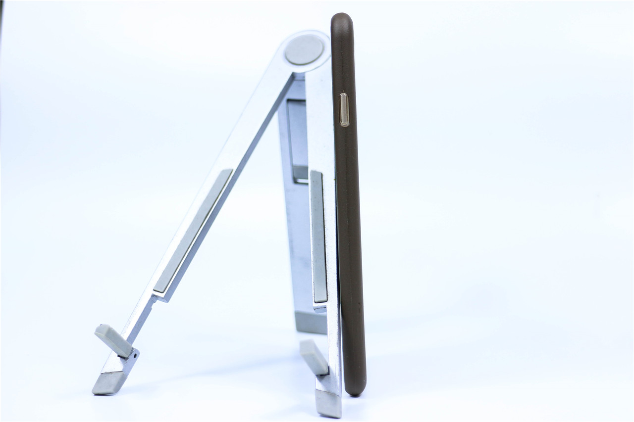 给苹果6装上6s的壳,苹果6s戴上智能壳