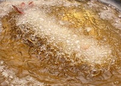 用植物油做菜致癌吗,植物油炒菜真的有危害吗