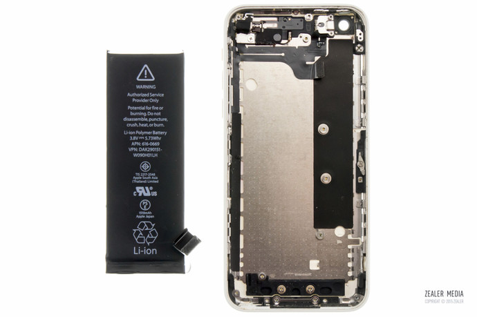 拆iphone5c教程,苹果5c换后壳