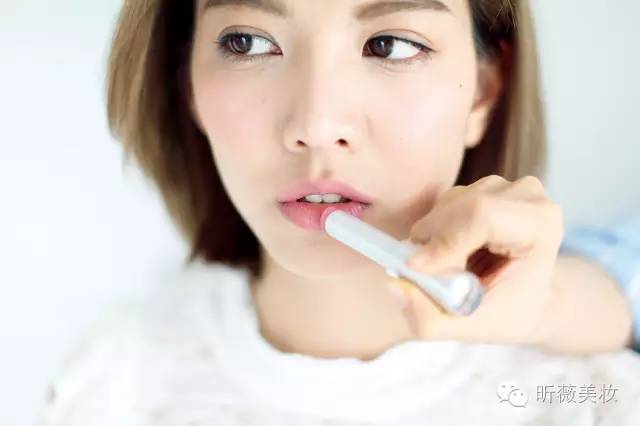 毕业季小清新证件照最佳妆容,毕业证件照妆容与发型