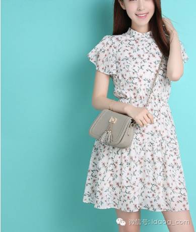 女夏季小碎花吊带裙潮款,夏季碎花温柔气质复古