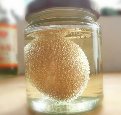 醋泡鸡蛋7天后好苦,醋泡鸡蛋第四天会发生什么事