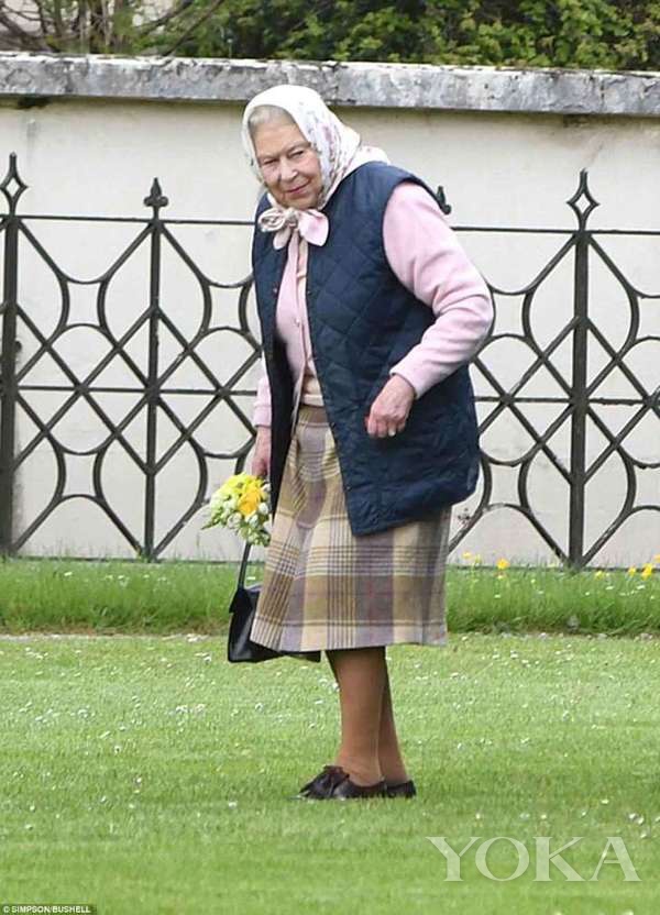 鐜嬪椋庝簯鑻卞浗濂崇帇,鑻卞コ鐜嬩负澶忔礇鐗规敼鍗充綅椤哄簭