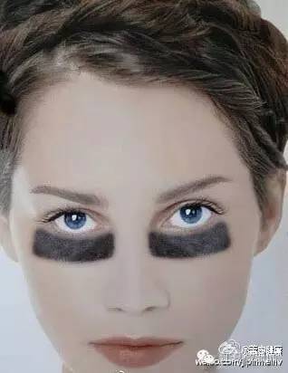 女子被塞进后备箱后续,女子遭男子强塞后备箱