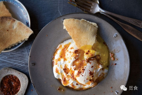 鸡蛋上餐桌需要处理吗,鸡蛋型餐桌