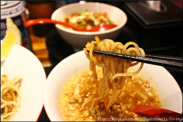 ラーメン凪,Nagi豚骨拉面，猪排配沾面给你消暑超级饱足感
