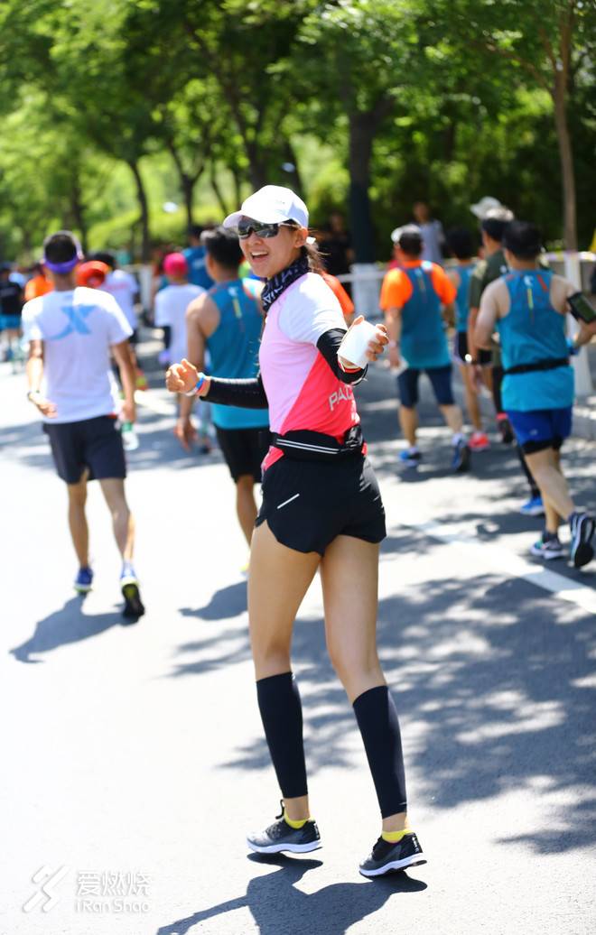 乔丹跑步鞋性价比最高的十款跑鞋,乔丹马拉松跑鞋测评