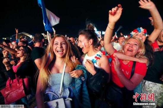 当女球迷看欧洲杯,当女球迷遇到偶像