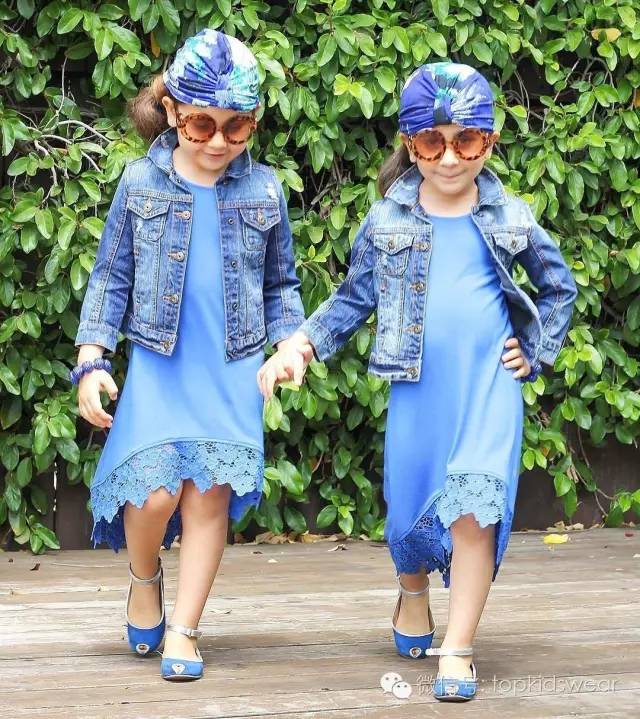 可爱又好看的双胞胎穿搭,双胞胎出门这样穿回头率超高