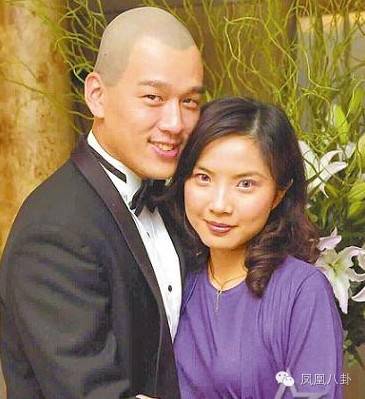 花10万订做西装,收入一半买雪茄!有一种霸道总裁叫做王耀庆